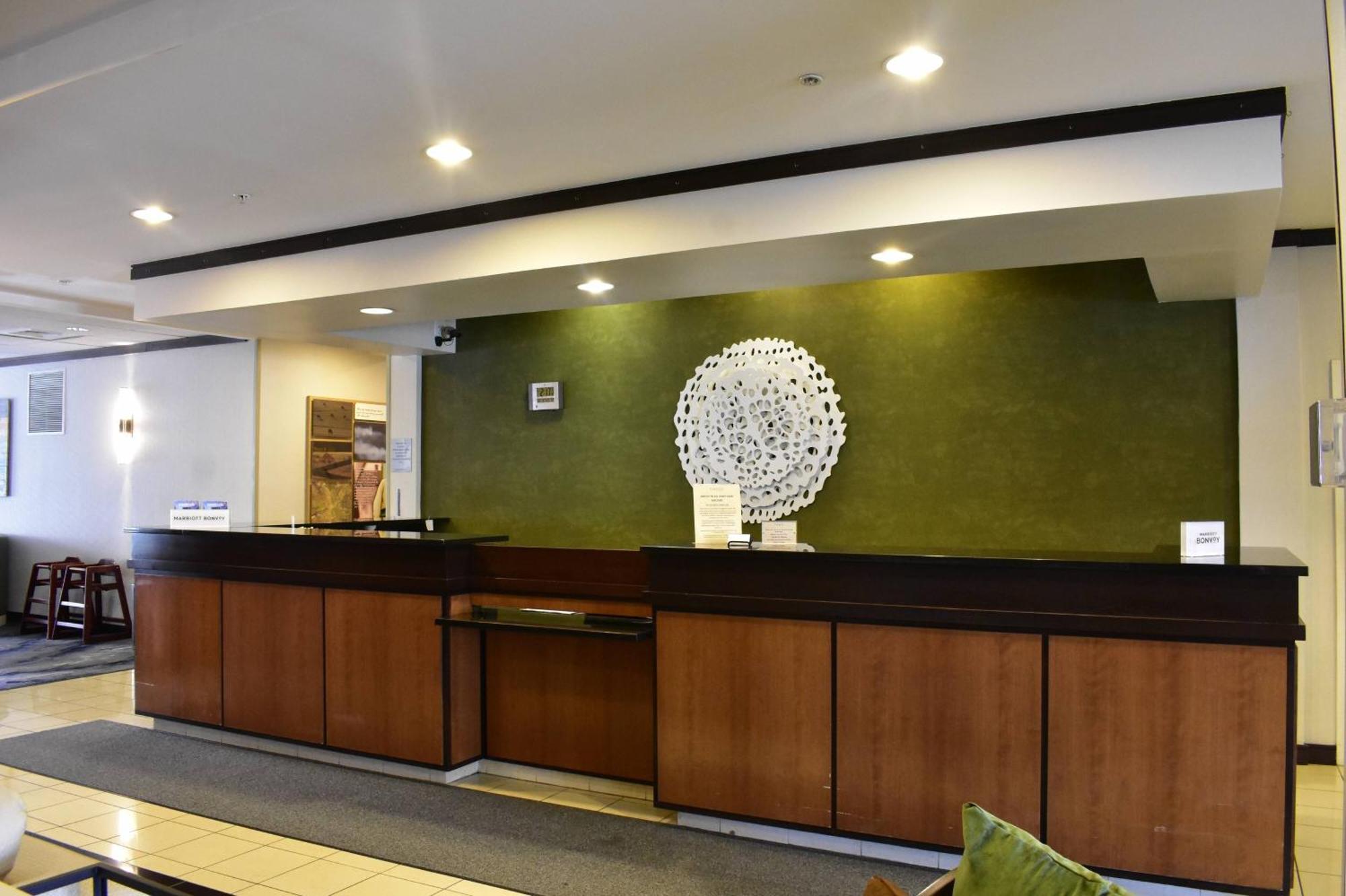Fairfield Inn And Suites By Marriott Strasburg Shenandoah Valley Bagian luar foto